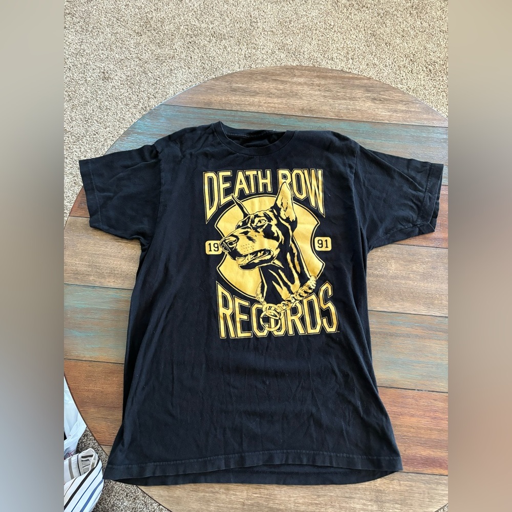 vintage graphic tee